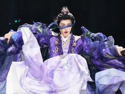 诗仙李白在我面前剑舞! 就一个字,爽!
刘宇2026宇宙诗人巡演佛山站|诗剑行
@刘宇yu-
#诗仙李白 #诗剑行 #剑舞 #值得n刷的国风舞台 #李白