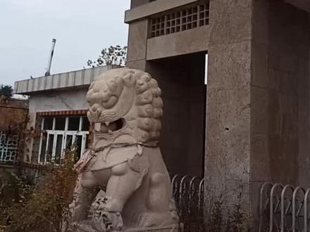 偶然路过,这里曾是谁的家?栖霞桃村旧兵营!