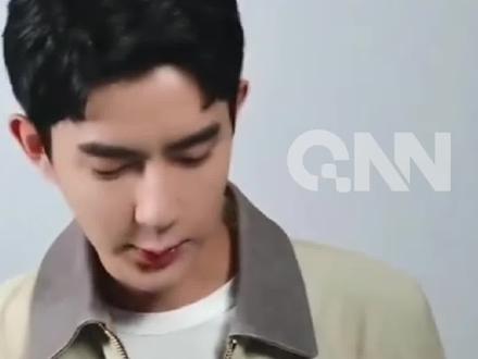 于朦胧生前曾画出25年后的自己
“戴着礼帽 长着胡子 一个可爱的叔叔”