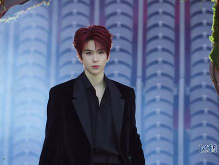 RedGala余承恩走出来的那一刻给我帅的。。感觉跟其他人不是一个层次的 #余承恩 #RedGala #红毯