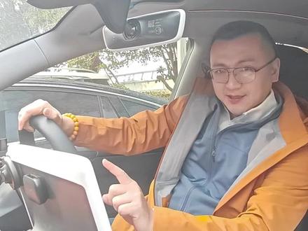 #自动驾驶 #FSD #特斯拉ota #特斯拉车主 #特斯拉 如何快速激活后台OTA推送 OTA下载卡住了怎么快速恢复 自动化最精妙的一个程序