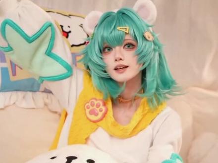 日常针织毛衣软糯舒适! #王者荣耀 #小乔 #小乔cos #线条小狗 #三分妄想