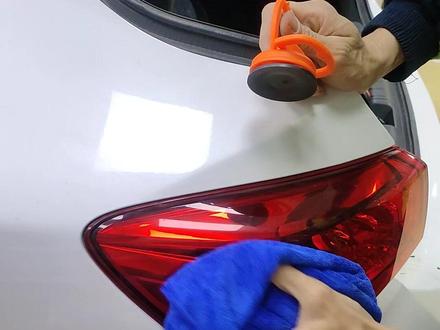 本田尾灯拆卸#撸车日常 #车身改色贴膜 #钣金喷漆 #修车 #全车漆翻新改色