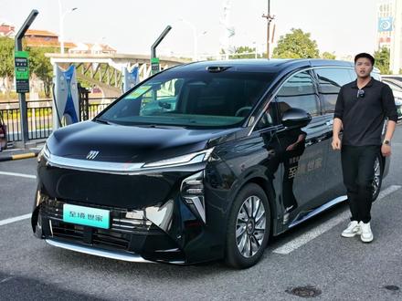 做MPV还得是别克啊,全家人的移动大别墅来了 #别克至境世家 #MPV开创者再次开创MPV#43万99起别克世家上市即交付