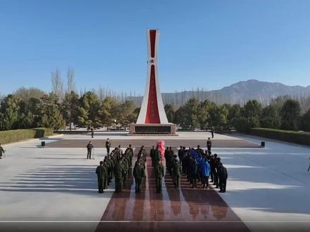 #创新建证美好 中国双拥、中国军号以《清明祭英烈 军地同心赓续红色血脉》为题,刊发七局员工受邀到马兰基地参加部队组织的缅怀活动