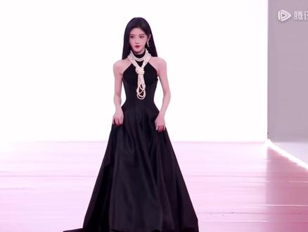 鞠婧祎星光大赏走秀全程
#鞠婧祎#星光大赏