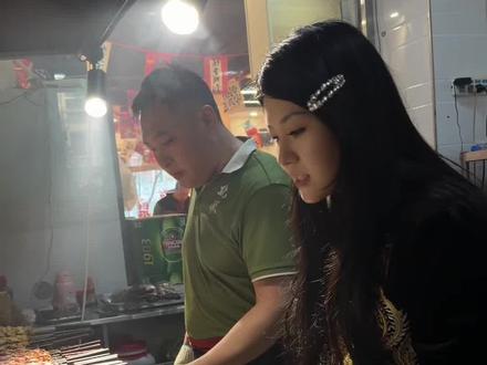 串比手臂长的烧烤#烧烤#美食#大同#味道好极了你们想吃吗#地方美食