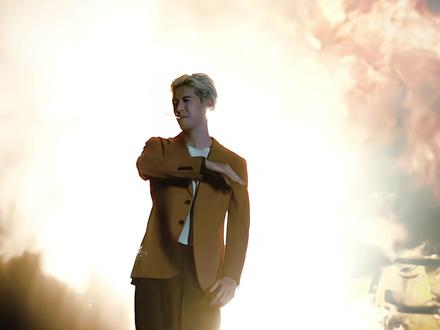 怎么做到又疯批又纯情的#周峻炜 #繁华落尽 #追剧 #繁华落尽赵陆