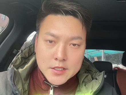 周一大盘金价仍然没有站住脚!不出所料还是跌了!#黄金暴跌 #白银暴跌 #贵金属投资 #就想说点大实话