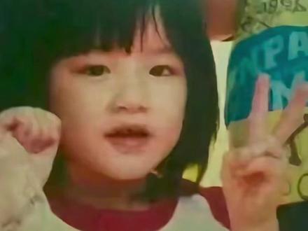 “比起你的成长,泪目的却是我”。#叶舒华