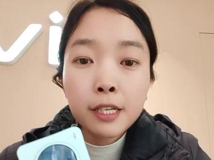 vivo手机如何快捷开启手电筒
#手机#手机使用技巧#新手机#vivo #vivo体验店