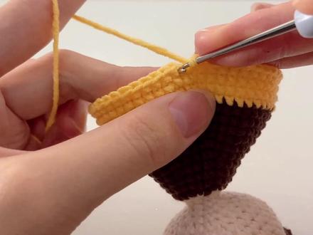 翻转向日葵公主花束:花瓣与花托部分讲解 #钩针教程 #钩针编织教程 #毛线编织 #手工钩针