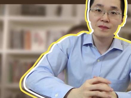 美元降息,为何全球资产上涨 利率之于资产,就好比地心引力之于物体。
在降息周期,有利于不同资产的估值提升。
从2024年9月美联储进入降息周期以来
·全球股票市场大涨,A股港股涨幅比全球股市涨幅高近一倍
·很多亚太、欧洲、美洲的小国家,股票市场也大幅上涨
·黄金等商品大涨。白银以及更小的一些有色金属,甚至涨幅更高。
美元利率、汇率下降,带来全球流动性充裕,带动各类资产的估值提升。
在降息周期,容易看到流动性充裕、估值提升,带来高估止盈的机会。
在加息周期,容易看到流动性收紧、估值降低,带来低估买入的机会。#基金