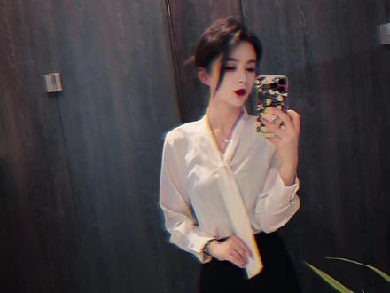 本月终于靠实力当了一把销冠#奥迪销售 #王阿姨 #职业装