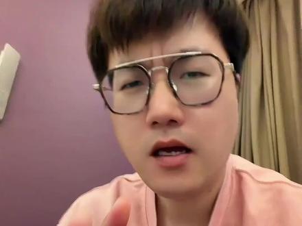 手握10万纯电SUV纠结买哪台?看完你就懂了#零跑B10#MG4X