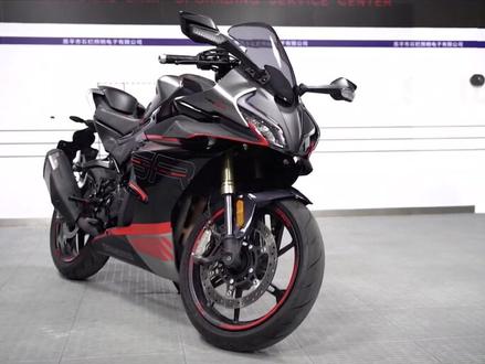 石栏X100 即将上市
神秘之光,极致驾控体验!
#爱机车爱生活 #摩托车 #石栏射灯