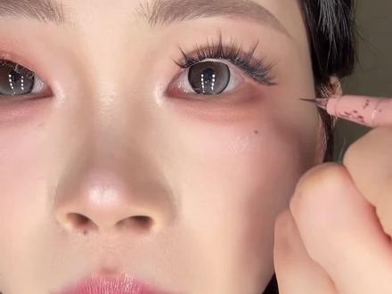 #眼部妆容这样画 #创作者中心 #创作灵感 1分钟详细版下睫毛画法,手残党也能学会 #下睫毛画法 #下睫毛教程