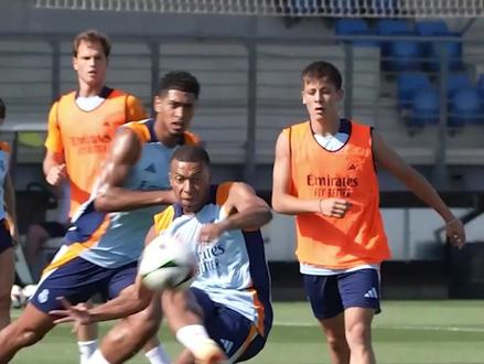 球进了,难题也来了... #皇马 #姆巴佩