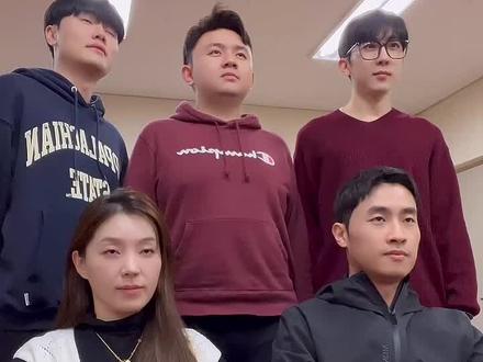 你们听过这个版本的《当那一天来临》吗?