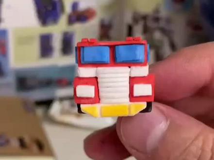 有没有见过,可以变形的#粘土#擎天柱