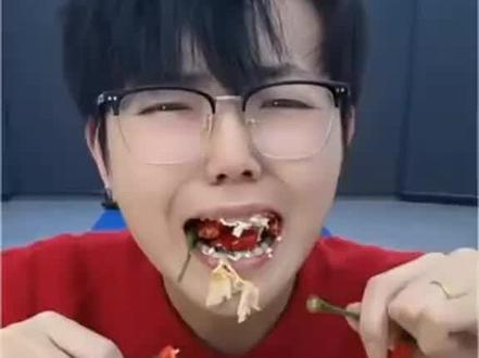 高一萌被欺负了!!!