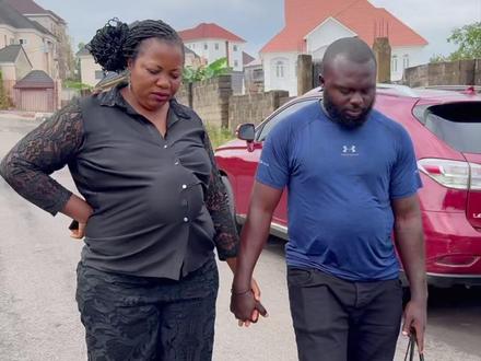 女人假怀孕被男孩揭穿 #温情 #气球