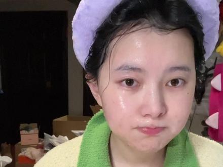 来看看精致女大学生的晚间护肤全流程吧!#我的护肤日常 #女大学生 #种草