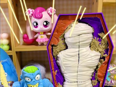 参加小青蛙寻宝游戏 我居然中了恐怖大奖,奖品居然是一个恐怖的木乃伊盒子#玩具 #zuru#恐怖玩具 #儿童玩具#寻宝