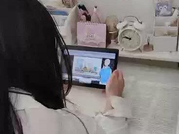 适合小学初中高中课程的学习工具洋葱学园,科目全面,可以预习巩固知识点,让学习更轻松起来,赶快给孩子也弄一个吧#洋葱学园