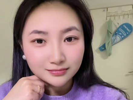 今年的时尚圈真是没眼看啊,菊花裤已经够炸裂了,现在又来了个例假裙……
#例假裙 #女裙 #菊花裤 #潮流穿搭 #万万没想到
