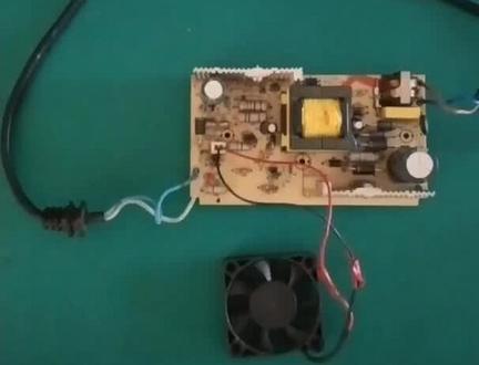 充电器正常充电,风扇不转。闲置手机电池测试风扇好坏。 #电子爱好者 #电路板维修