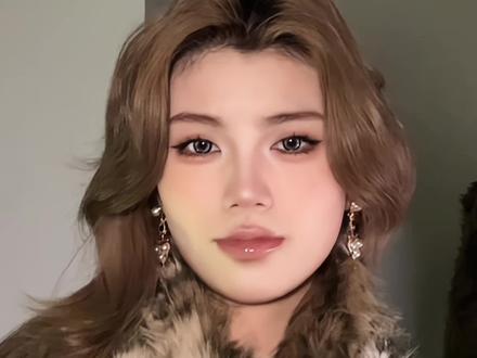 过年打牌我的运气be like🧧😊 #谁还没拍掀桌转场 #歌曲掀桌 #掀桌转场 #用ost打开短国春节档#歌曲掀桌