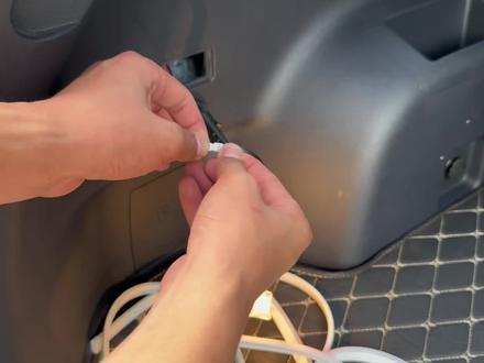 给你的爱车也升级这款无损安装后备箱灯带吧!#长安汽车 #长安cs75plus #第三代cs75plus