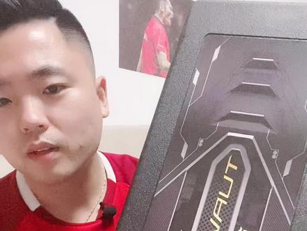 开箱限量版风动9000I,挺喜欢!#羽毛球 @DOU+小助手