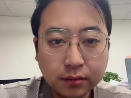 抓紧卖黄金!黄金这波上涨是反弹,国际金价目标看5100,国内沪金看1140。届时将开启又一波下跌,国际金价会回落到3860,国内沪金会跌到868到860之间。#黄金 #白银 #黄金回收 #投资