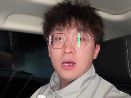 坦克300自定义桌面壁纸教程,收藏好,记得下次用 25款家人们回避一下,且不要嘲笑我们卡#真实记录拍摄 #硬派越野 #汽车知识分享