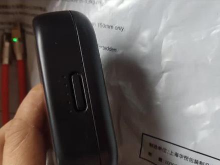 拆解bose小鲨,看看充电盒!进水之后回是什么样!!耳机最怕充电盒进水#蓝牙耳机 #bose小鲨 #耳机维修#bose