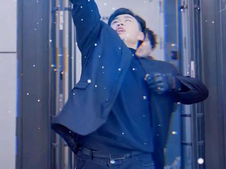 我早就做好了应对特殊事件的发生#爱迪奥特曼 #奥特曼 #变装@百变李春华 @百变阿宇