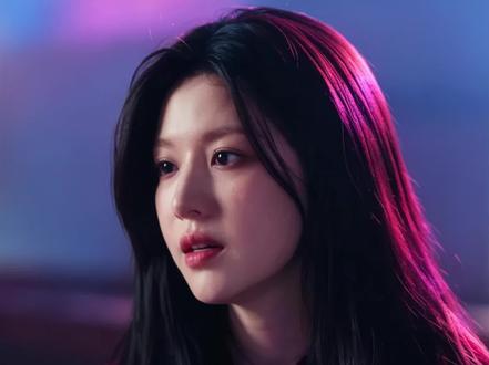 《爱情怎么翻译》第8集:最痛的不是没人爱她,而是所有人都把她 #韩剧 #爱情怎么翻译 #高允真 #青年创造者成长计划 #宅家dou剧场