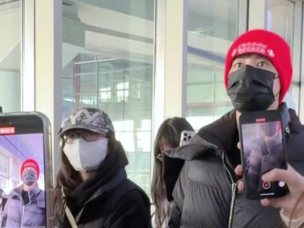 大家记得看即刻上场哦🤓@胡先煦
#胡先煦 #即刻上场 #机场