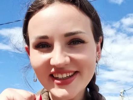 俄语乌拉是什么意思#乌拉 #外国人说中文 #俄罗斯女孩 #安娜 @抖音小助手