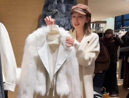 成都木子仙女,超纯欲的白色系皮草穿搭,好高级啊 #品质女装 #皮草穿搭 #成都木子仙女女装老李 #木子仙女红星桥店 #成都探店