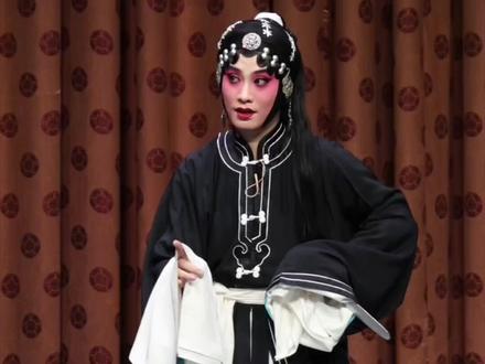 京剧《荒山泪》“逃山”高能唱段,表演者:姚亿垚
视频拍摄:完熟芒果
#京剧 #荒山泪 #姚亿垚 #高能唱段