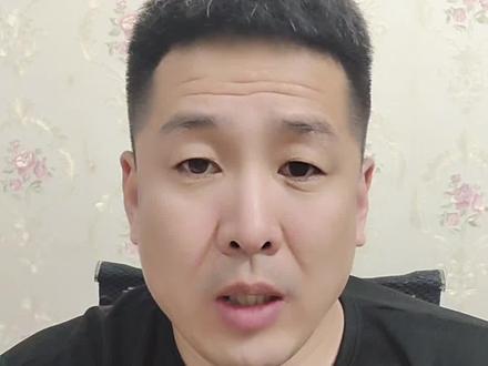 恭喜贺希宁获得CBA最有价值球员!