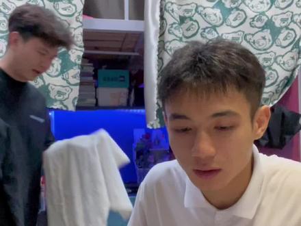 所以军师从来不上战场!#520 #男生宿舍 #大学生迷惑行为