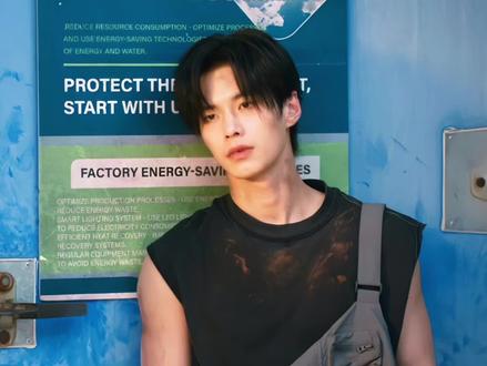 靳朝:潘恺你不准打我女朋友姜暮的主意!#双轨