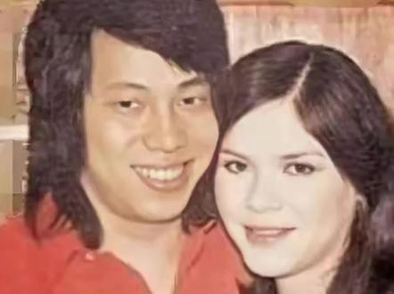 陈真扮演者梁小龙离世!前一天还和朋友吃火锅,两任妻子都很漂亮(下集)#真实故事 #社会百态 #娱乐圈 #梁小龙