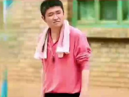 苗阜拍戏当场喷茶 #娱乐