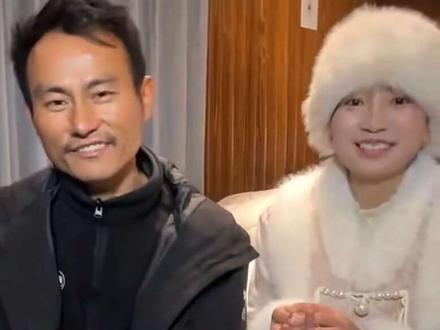 #家庭情感 蜜蜂哥的理想家庭就是他负责出门打野,妻子在家负责貌美如花。