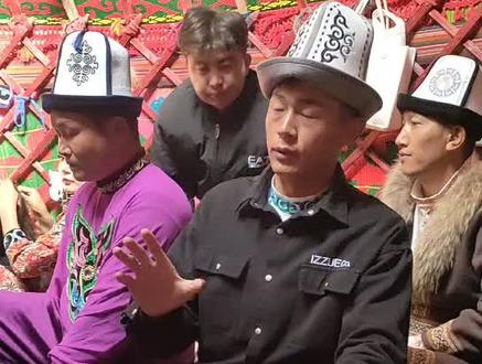 欢迎收听中国三大史诗之一“玛纳斯”一小段